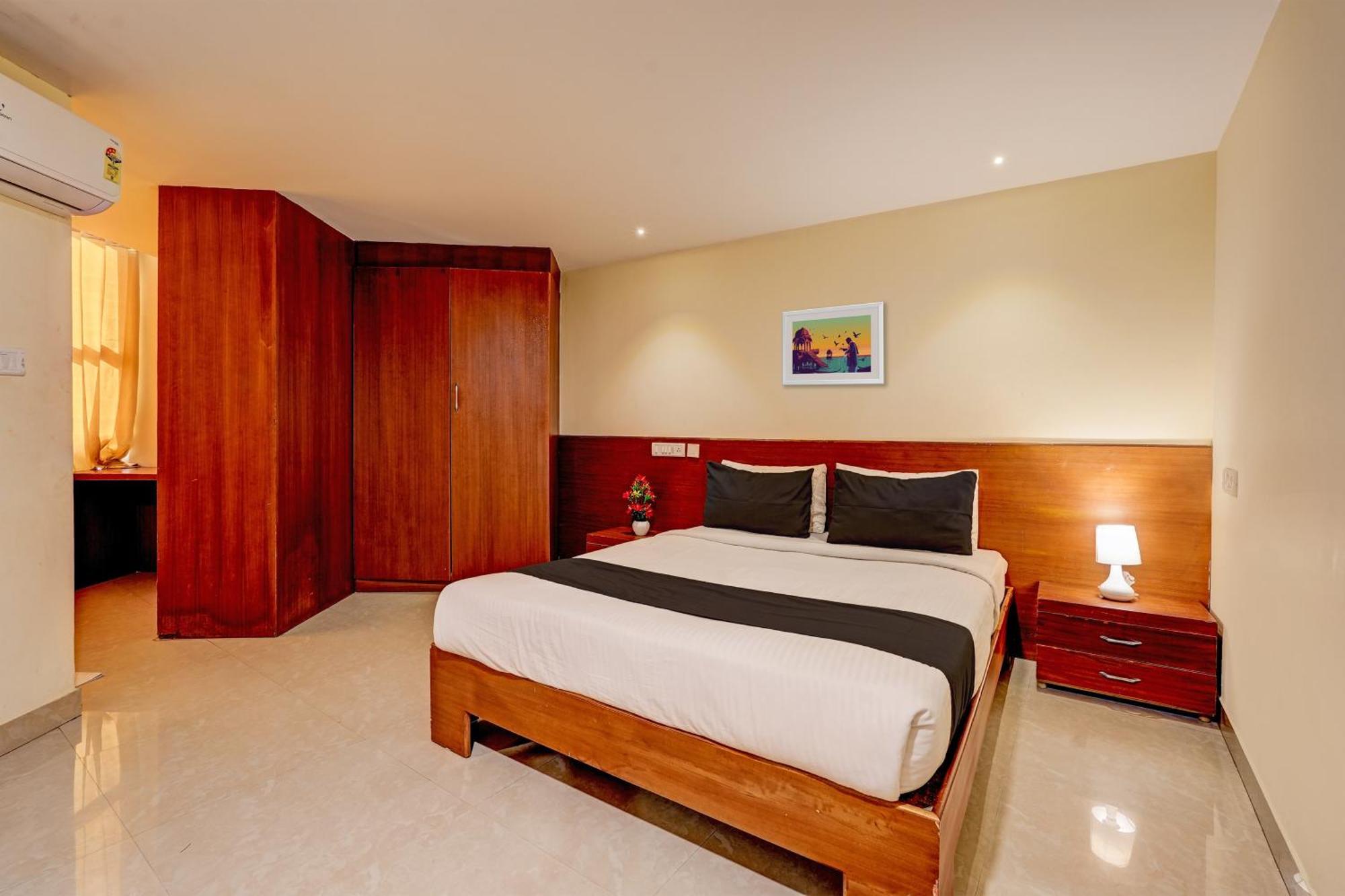 Hotel O V3R Residency Bangalore Esterno foto